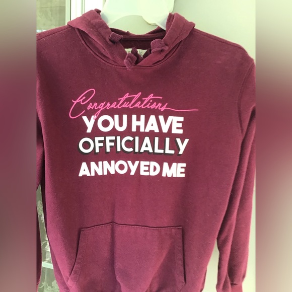 Wound Up Juniors Long Sleeve Graphic hoodie Sweatshirt Burgundy Womens Sz XS GUC - Picture 4 of 12